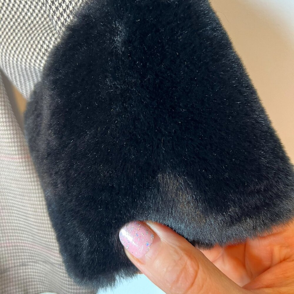 Warm blouse, size S. Combined fur and fabric